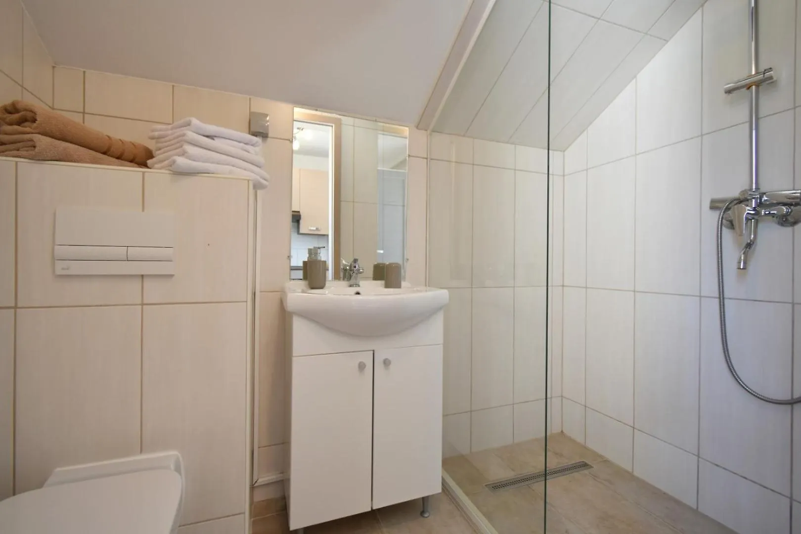 Apartman Star Lejlighed Nedeščina 0*,